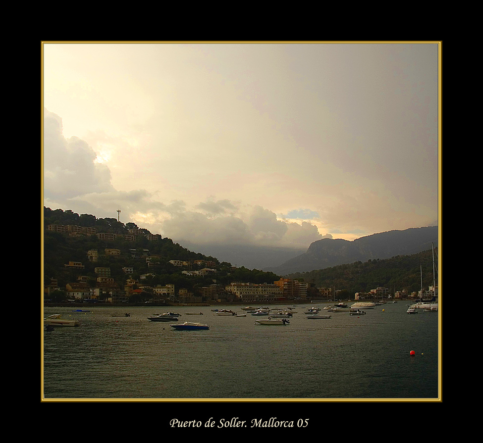 © FAZER - Puerto de Soller