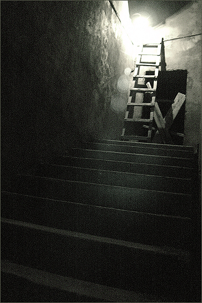 © Alexander Nazarian - STAIRS