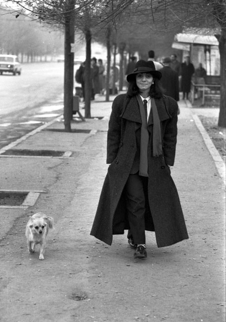 © Dr. Harout Tanielian - 1990, Lady on Halabyan street