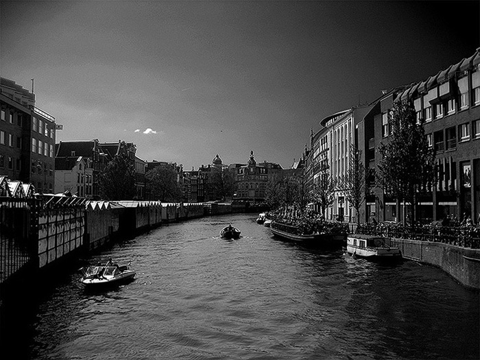 © Lusin Paravyan - Amsterdam...