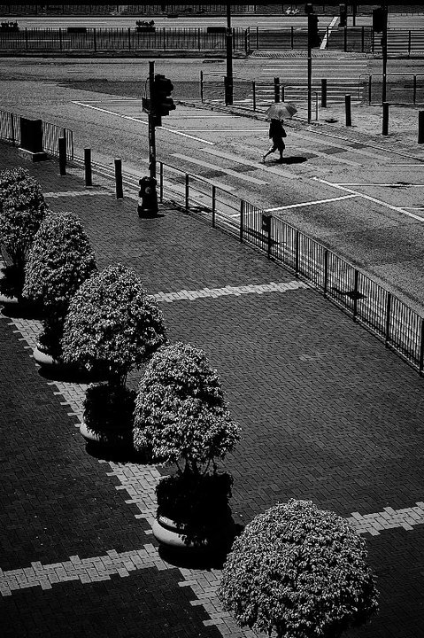 © Keith Ng - Crossing, Hong Kong