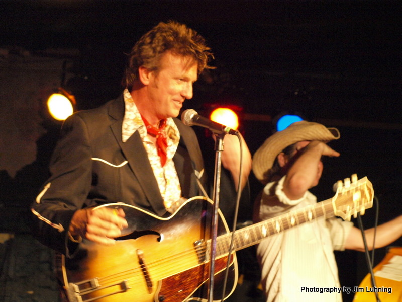 © Jim Luhning - Chuck  Mead @ the Bottleneck, Lawrence, Ks.