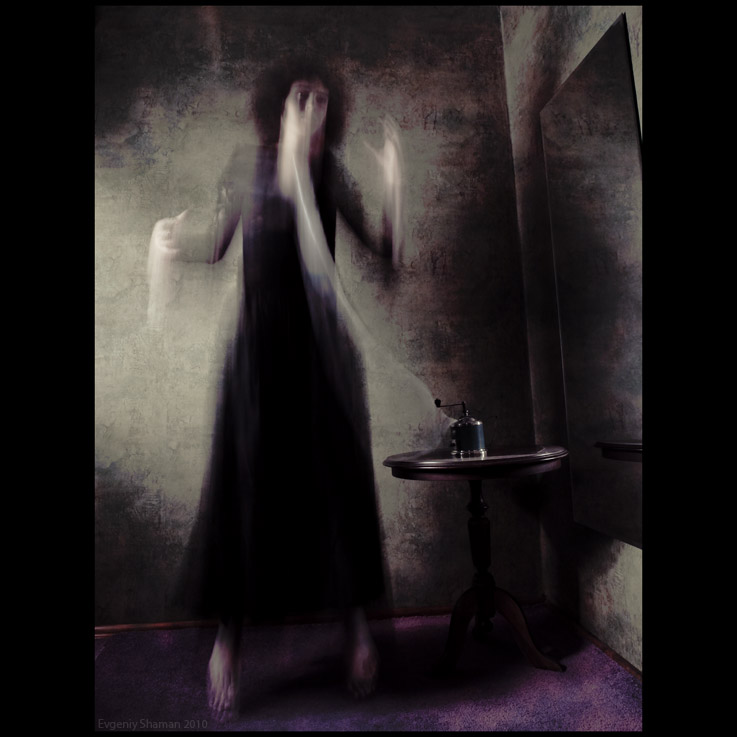 © Ekaterina Geerbrandt - Confused memories from music box (second)