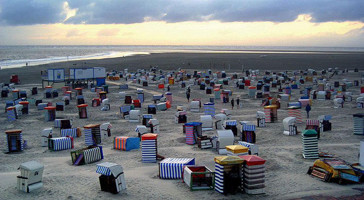 © Ivan Slezak - Evening on the beach