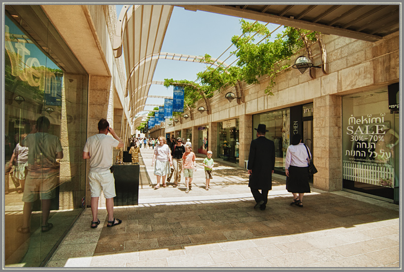 © Alexander Tolchinskiy - Jerusalem 8398