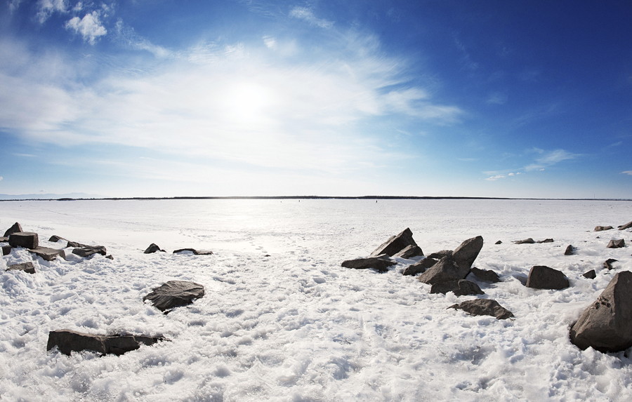 © Alexander Pianov - Snow river