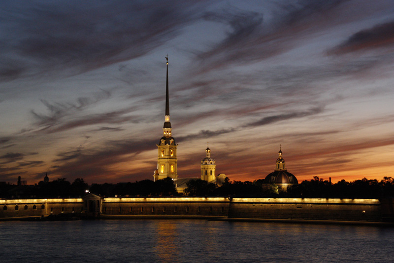 © Oleg Isaev - Sunset of St. Petersburg