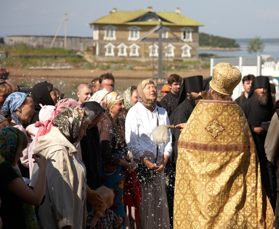 © Sergey Batishchev - Holy water