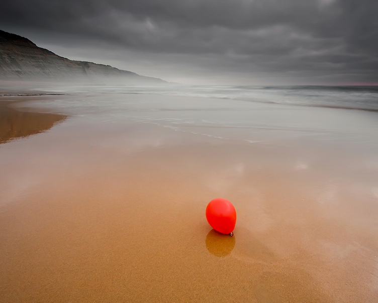 © PAULO  FLOP - one the beach