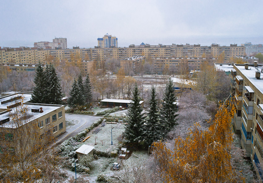 © Sergey Ustinov - First Snow