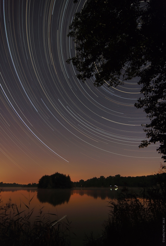 © Ondrej Tichy - Midnight lake