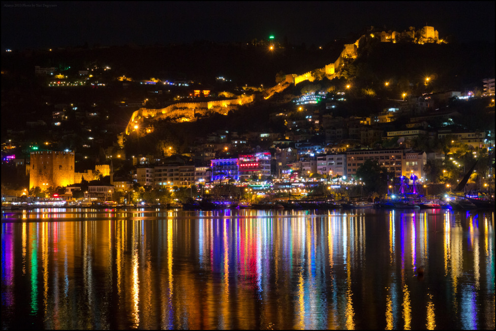 © Юрий Дегтярёв ( Yuri Degtyarev ) - Turkey. Alanya. View of the fortress.