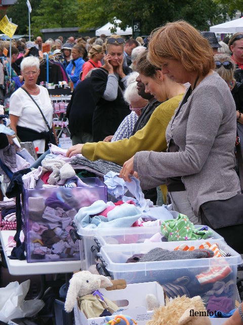 © flemming rasmussen - Street market